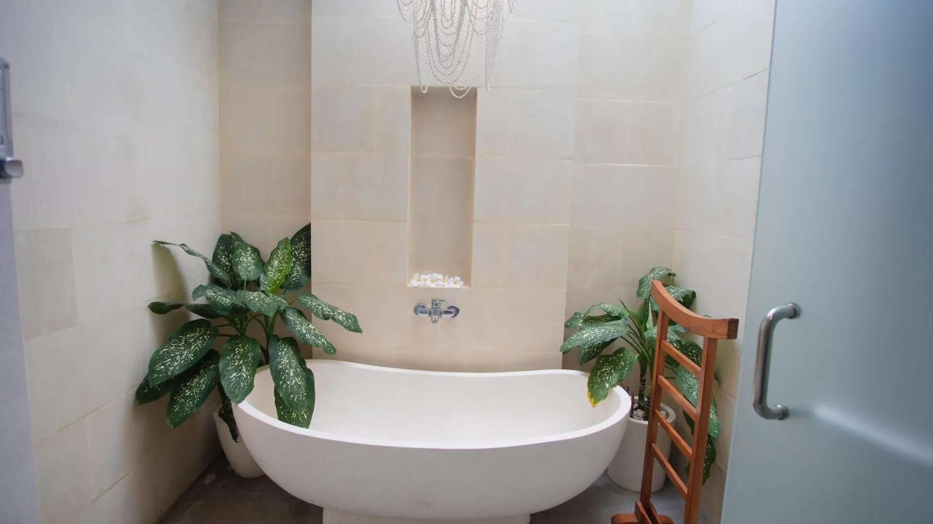 Laxmi Villa Ubud 5Br